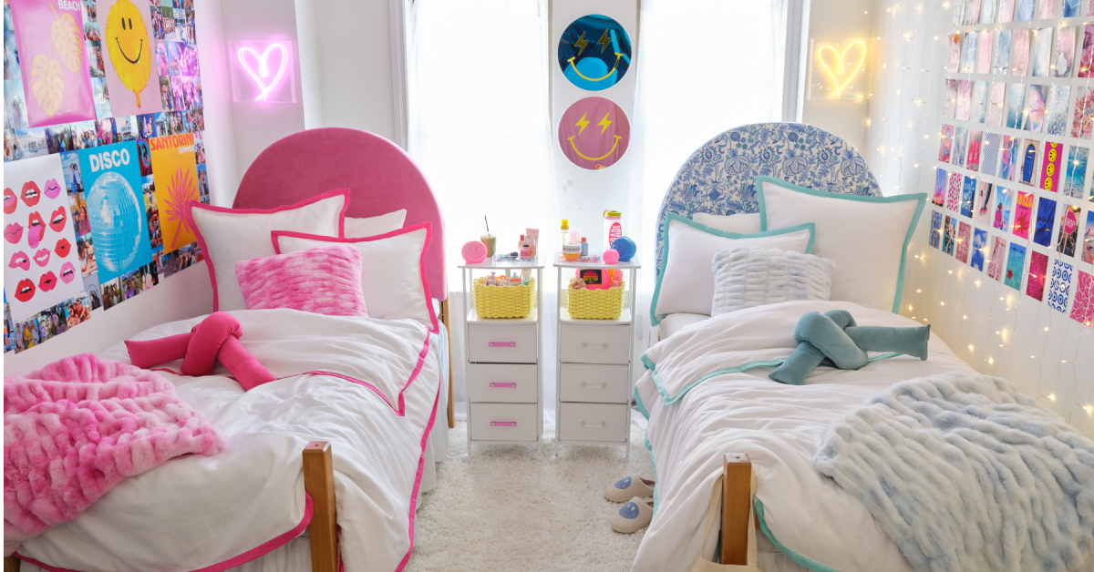 Sherpa Padded Seat Cushion – Dormify  Dorm room bedding, Dorm room  designs, Dorm room inspiration