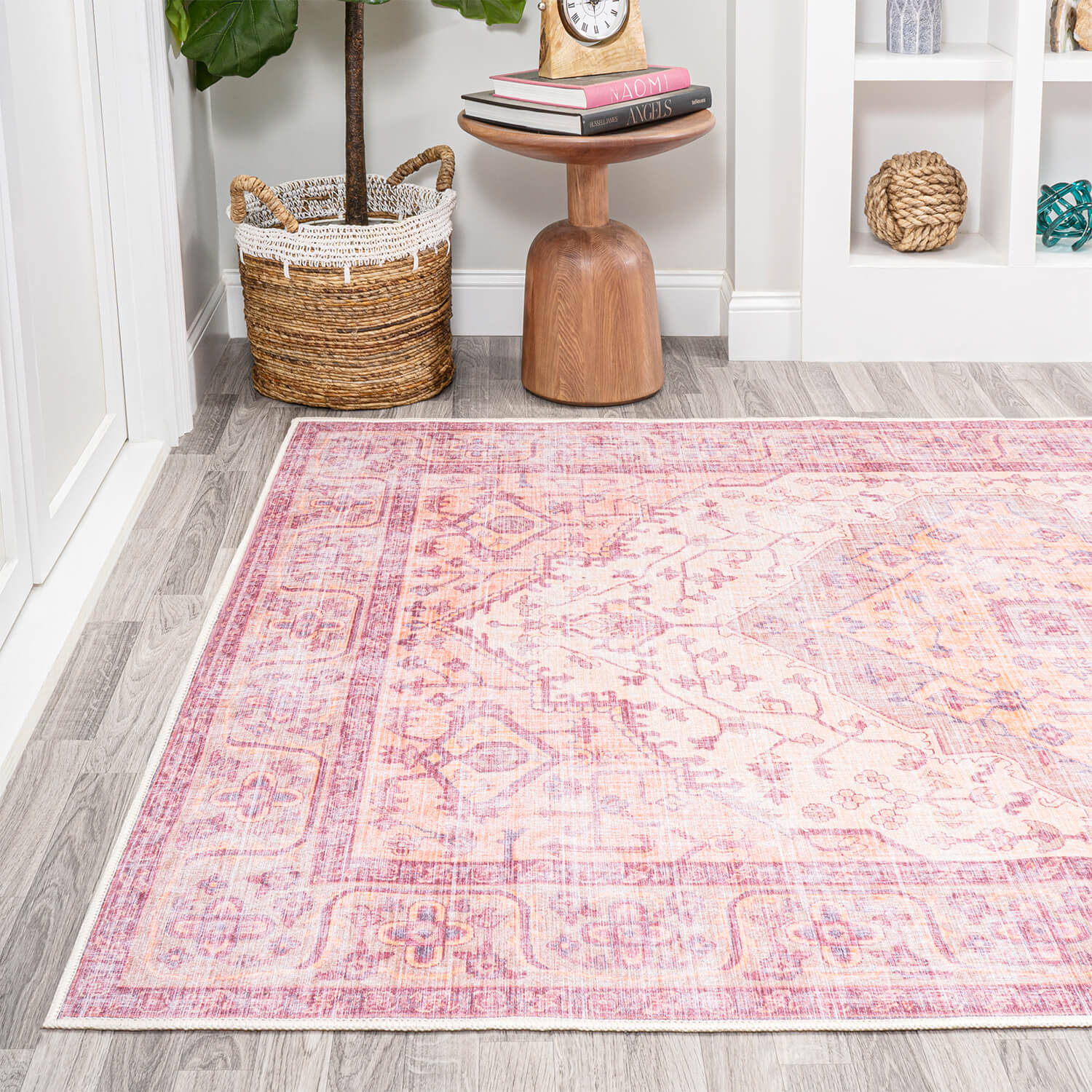 Naomi Vintage Bath Rug