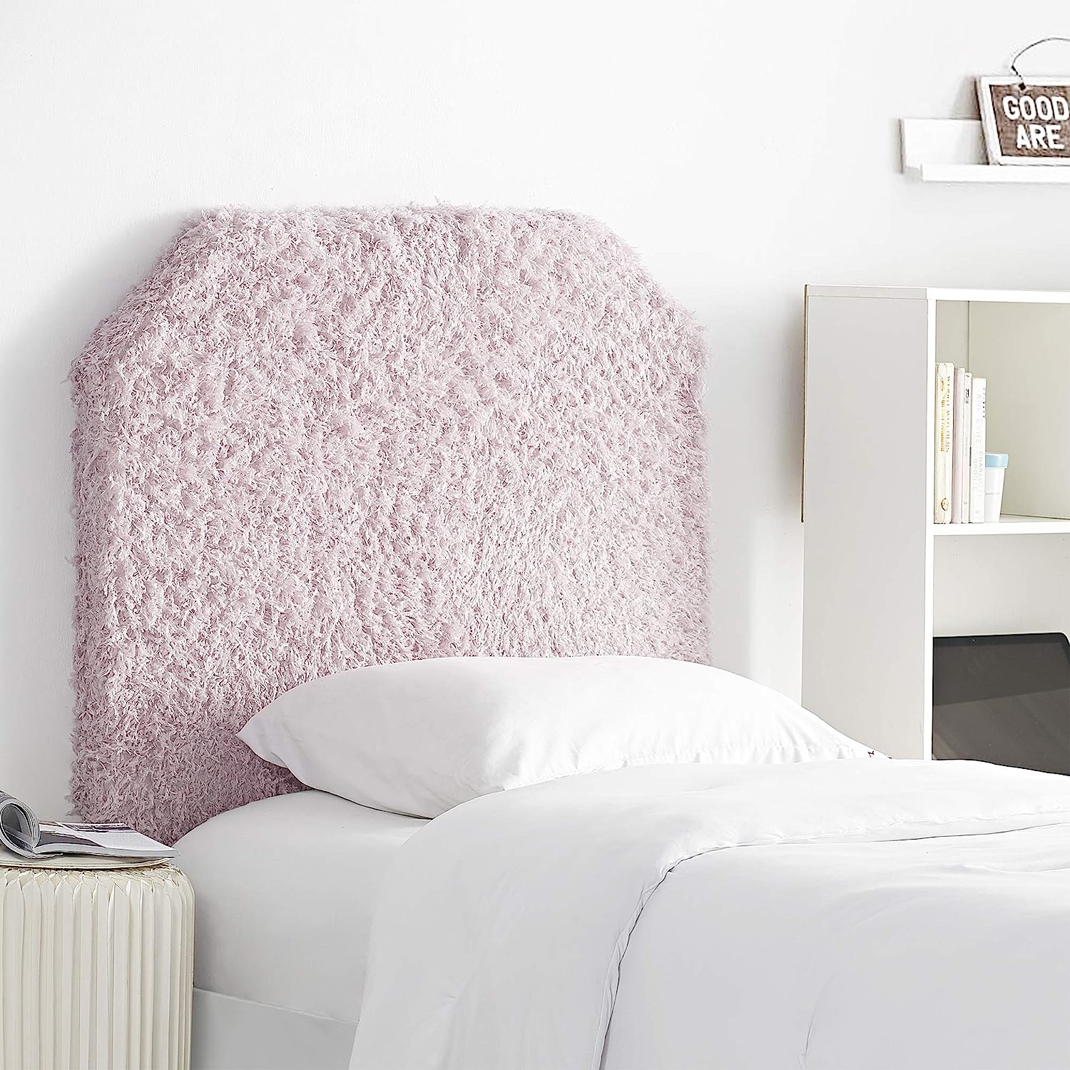 Mo' Fluffy Feathers Headboard With Legs - Dormify